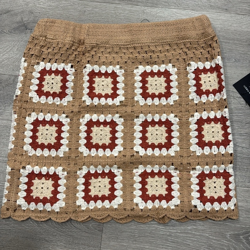 Aesthetic Instinct Beige and Red Crochet 2 Piece Mini Dress Skirt Lulu’s Small - Picture 6 of 16